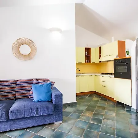 Waves Apartment, Only 250m From The Sea Casa vacanze