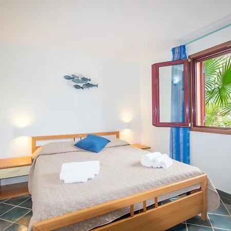 Waves Apartment, Only 250m From The Sea Semesterbostad *