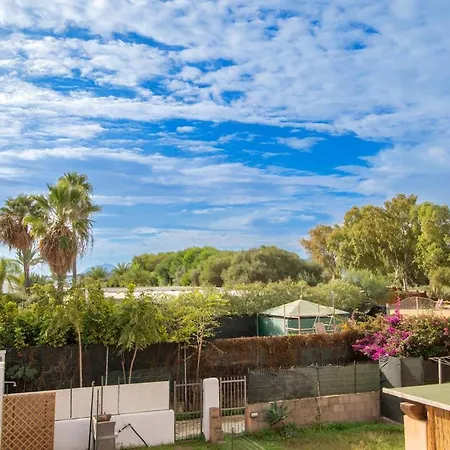 Waves Apartment, Only 250m From The Sea